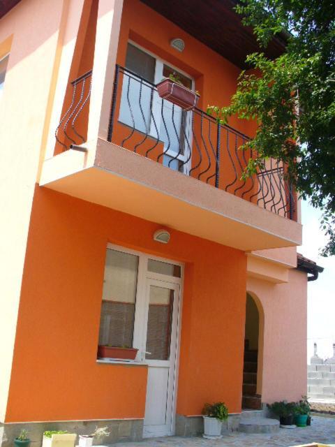 Guest House Alex Chernomorets Dış mekan fotoğraf